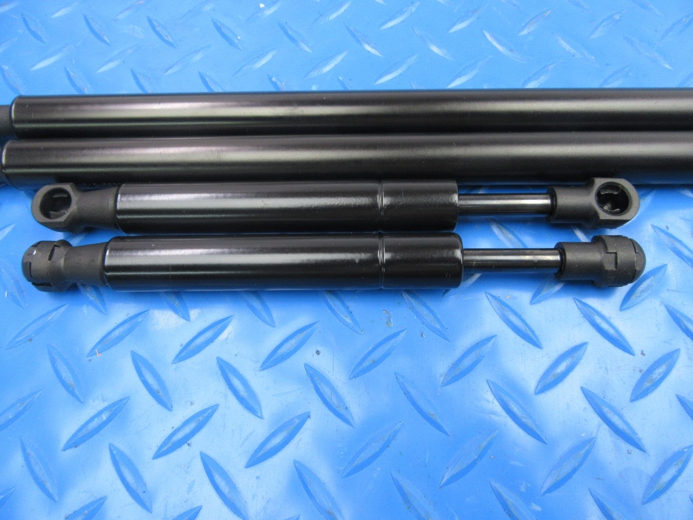 Bentley Continental GT Gtc Flying Spur hood shocks lift support #8975