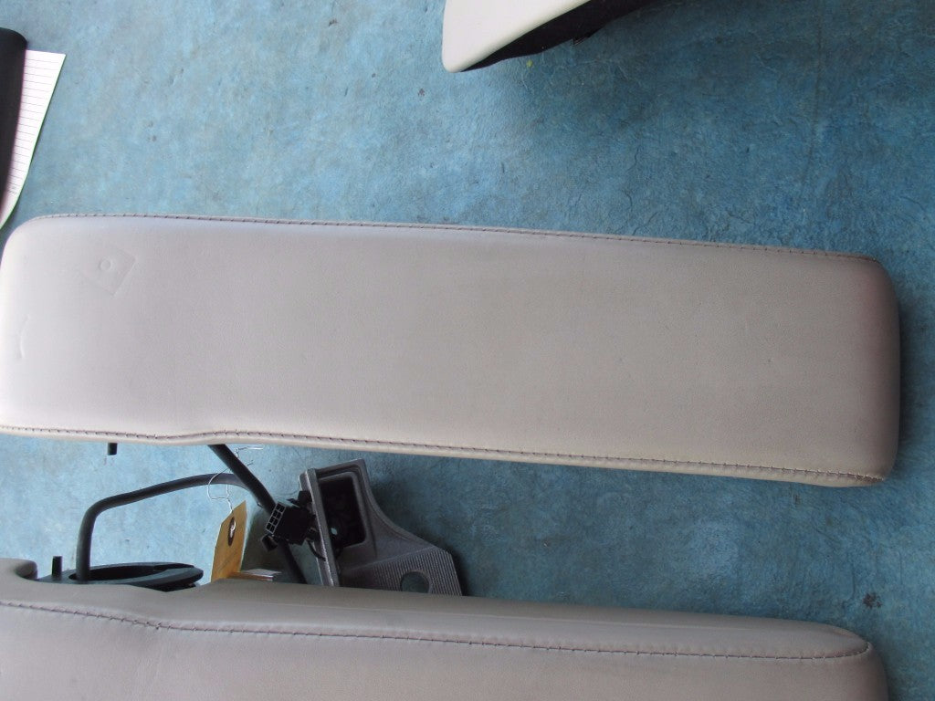 Bentley Continental Flying Spur armrest center console grey