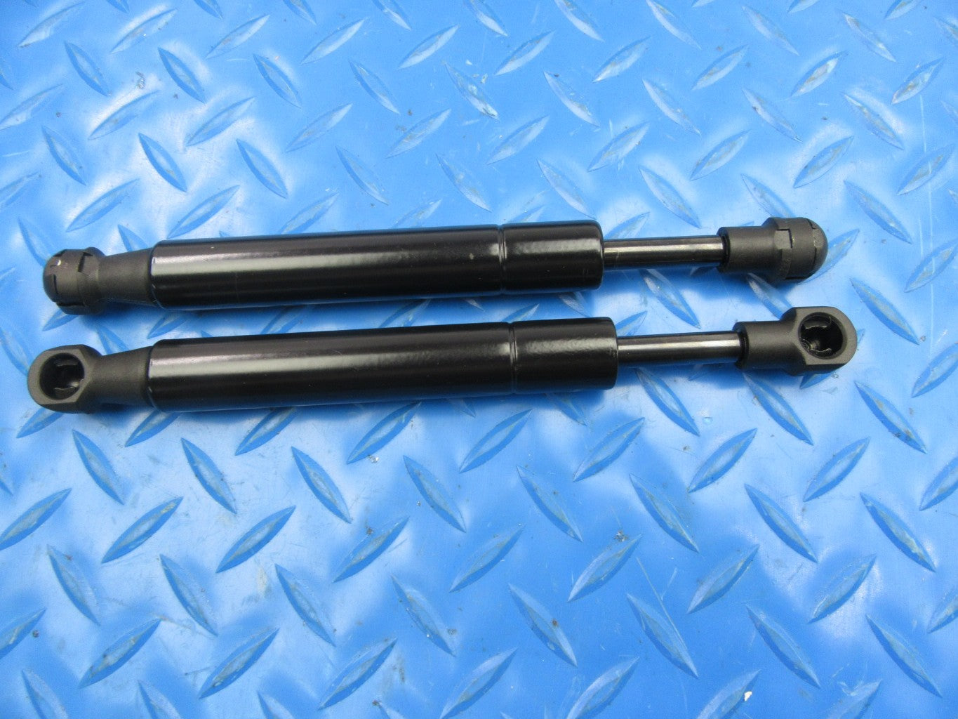 Bentley Continental GT Gtc Flying Spur hood shocks lift support #8975