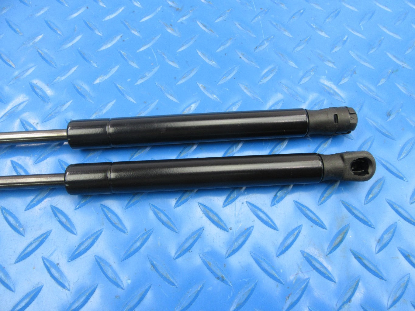 Bentley Mulsanne trunk boot shocks lift support pair 2pcs #6725