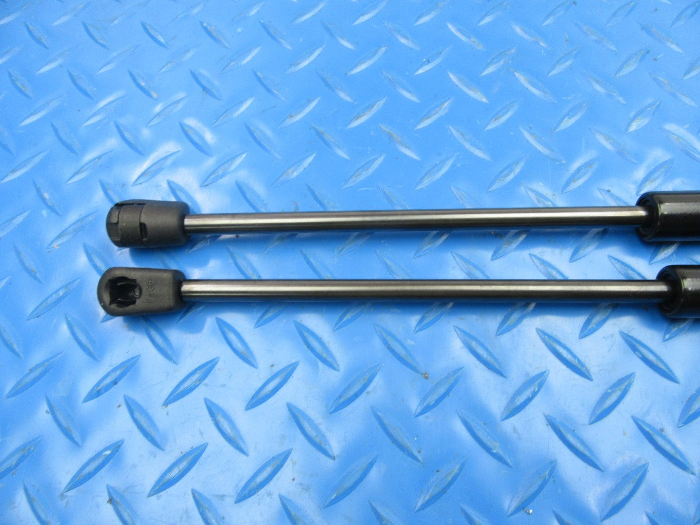 Bentley Mulsanne trunk boot shocks lift support pair 2pcs #6725