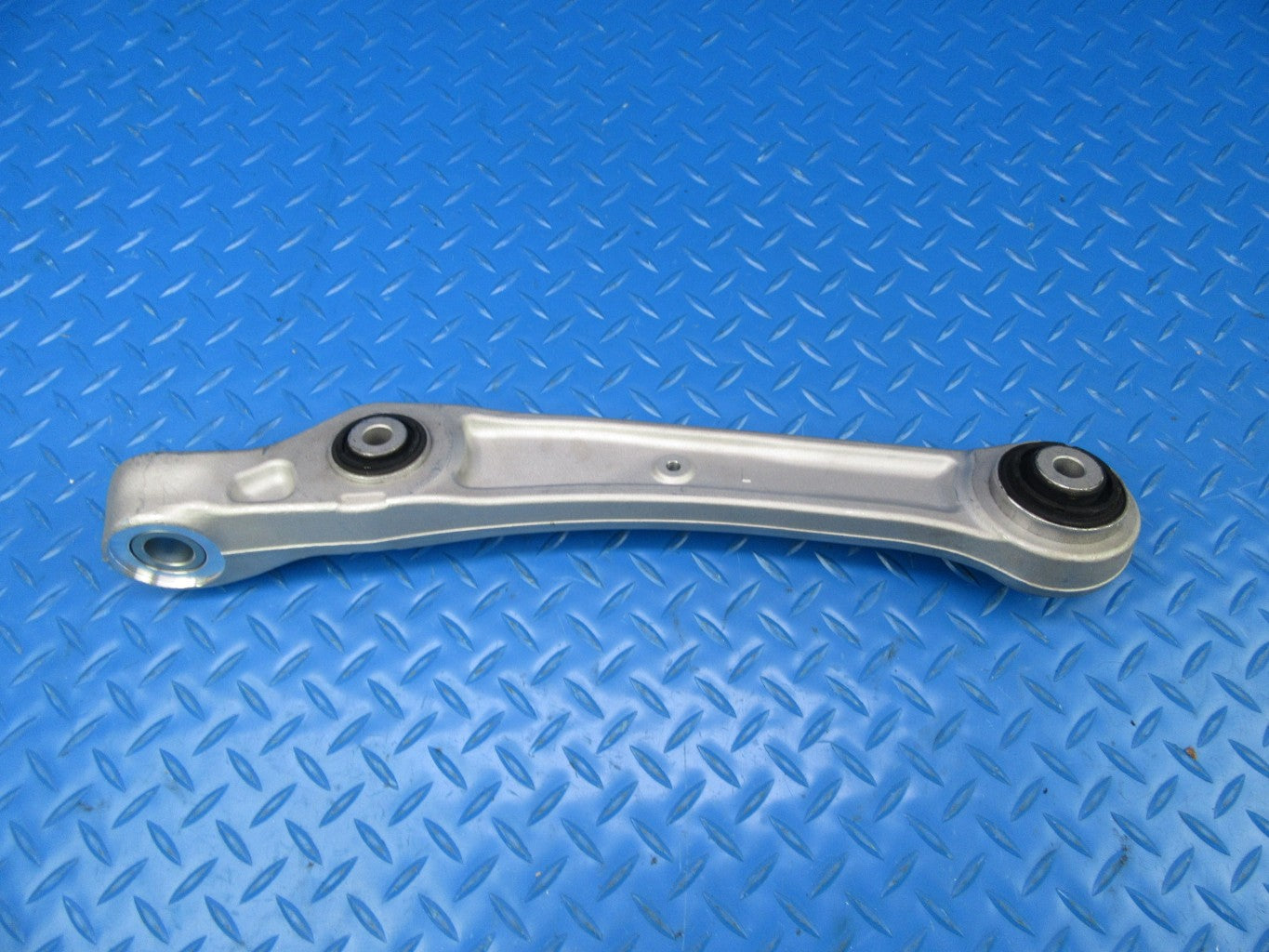 Bentley Bentayga lower control arms left & right TopEuro #9145