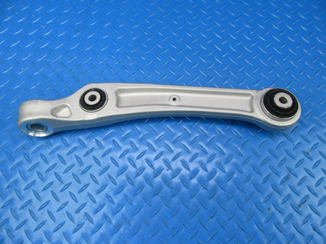 Bentley Bentayga lower control arms left & right TopEuro #9145