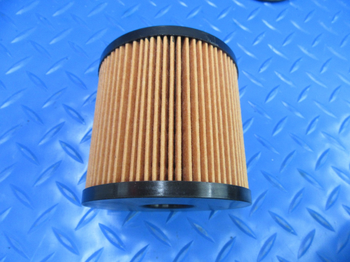 Bentley Bentayga engine oil filter TopEuro #9052