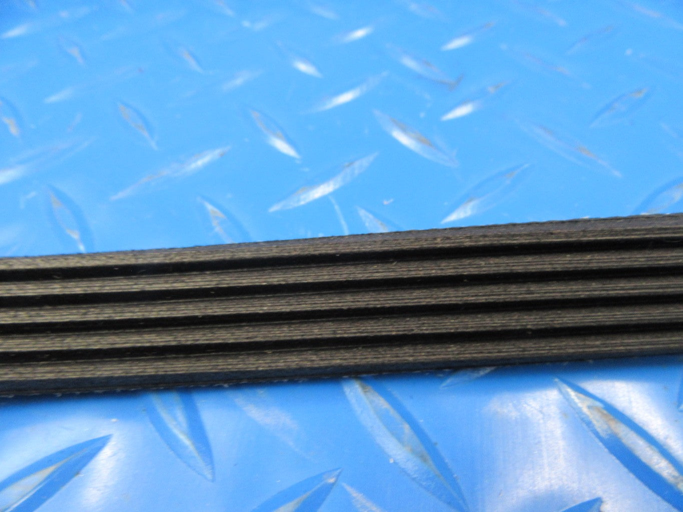 Bentley Continental Gt Gtc Flying Spur V8 serpentine belt  #8956