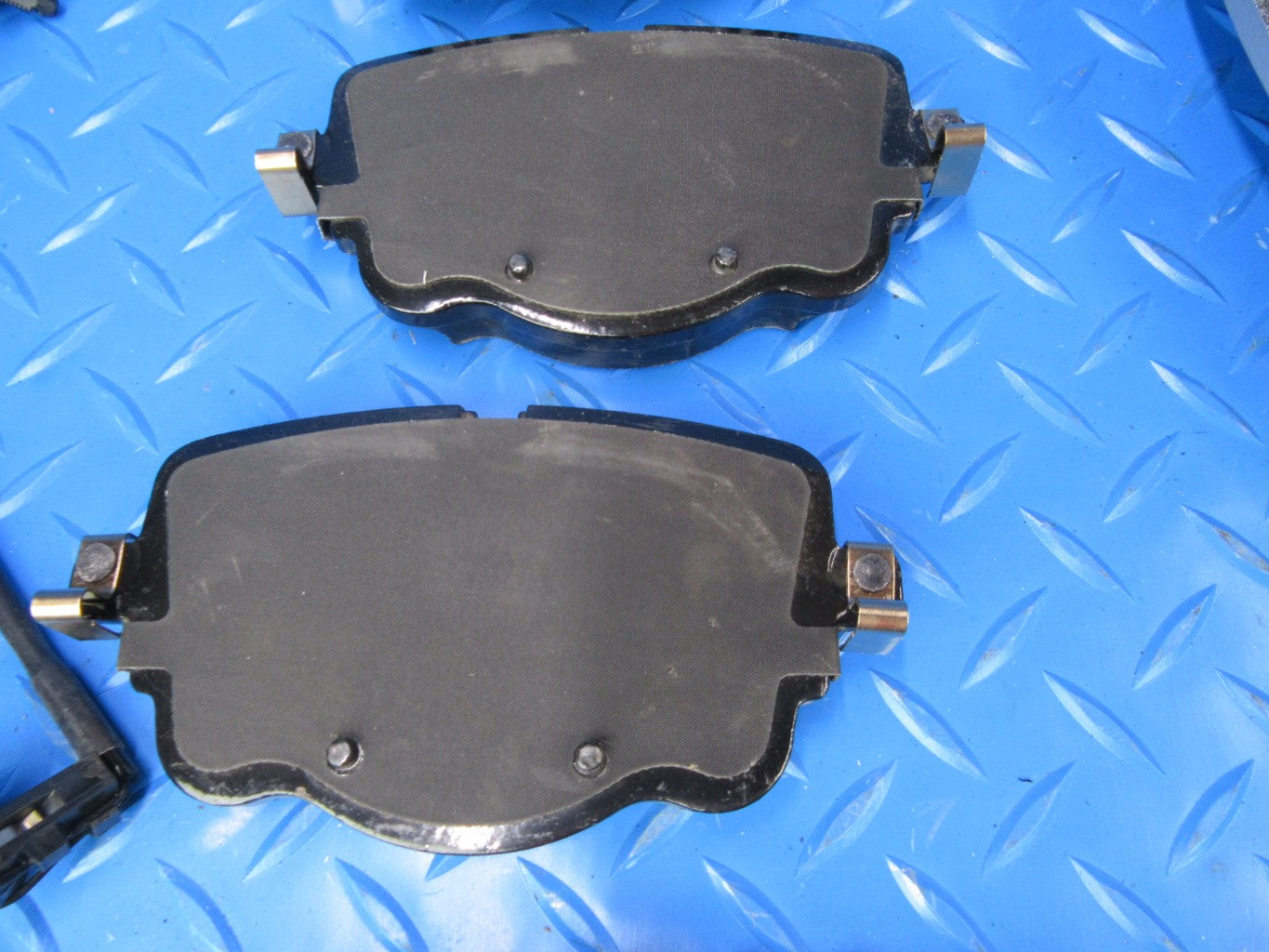 Bentley Bentayga front rear brake pads and rotors TopEuro #7389