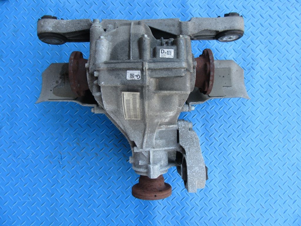 Bentley Flying Spur GT GTC rear axle differential pumpkin carrier #7963