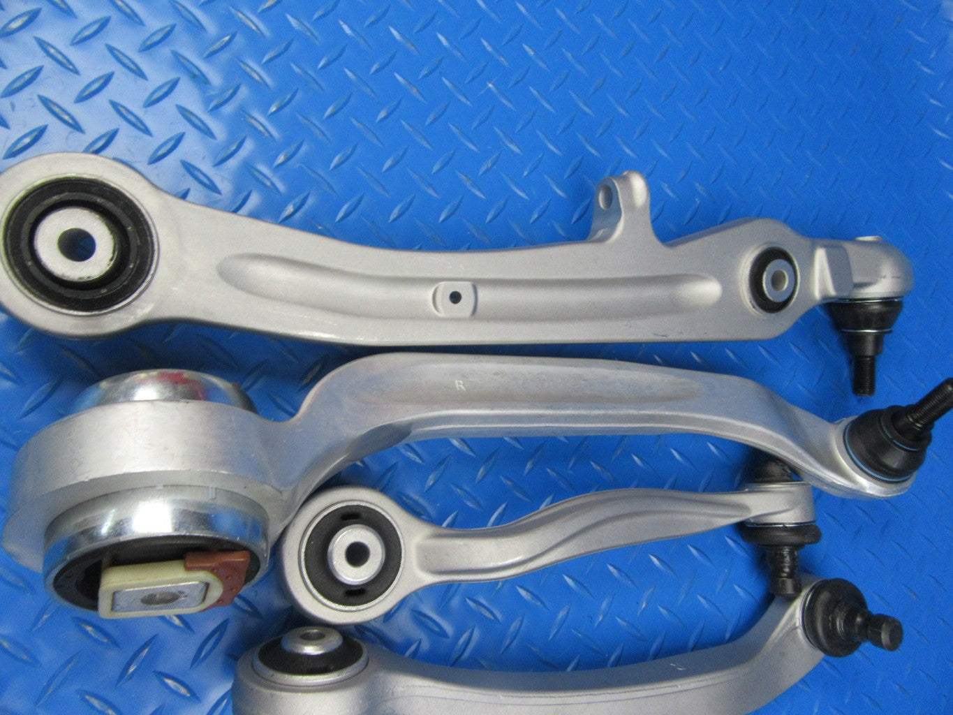 Bentley Gt Gtc Flying Spur right suspension control arms set 4pcs #7330