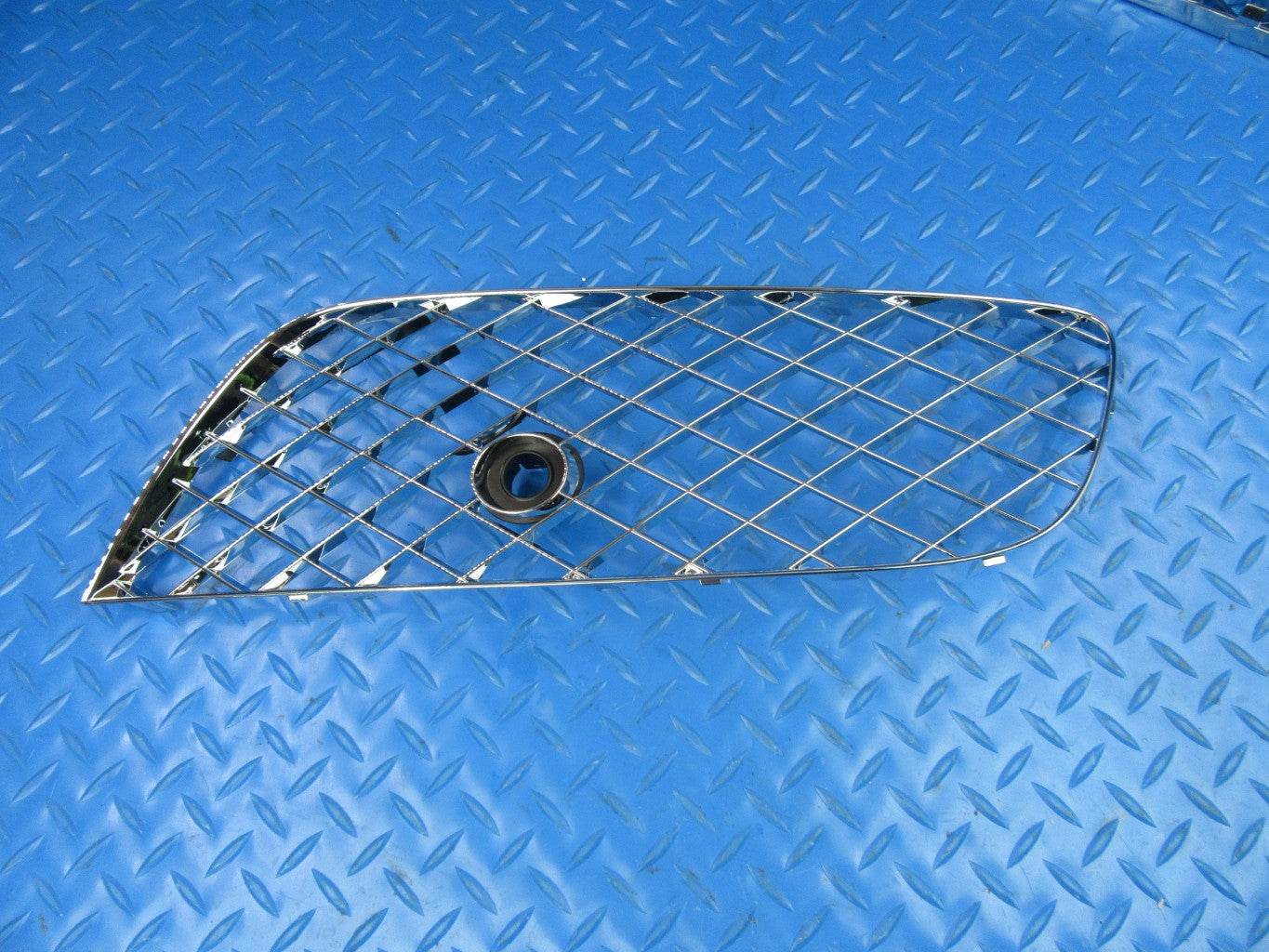 Bentley Continental Gt Gtc S V8 front bumper grille 3pcs #9079