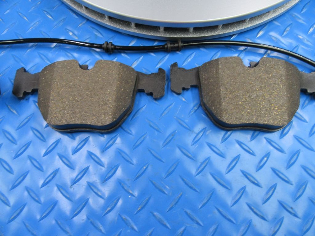 Rolls Royce Ghost rear brake pads and rotors TopEuro #8531