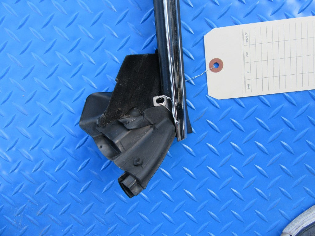 Bentley Continental Gtc left door upper molding #5679
