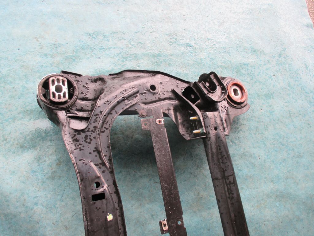 Bentley Continental Gt Gtc Flying Spur engine cradle cross member subframe