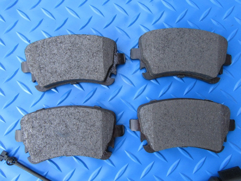 Bentley Continental GT GTC Flying Spur front and rear brakes brake pads #5842