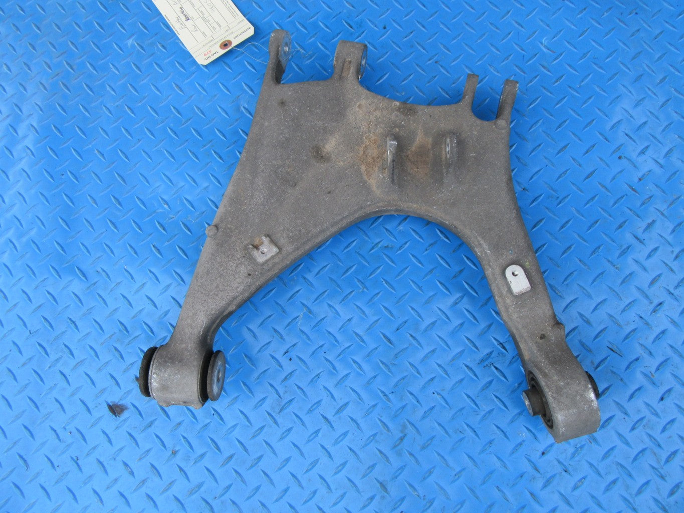 Bentley Continental Flying Spur GT rear lower arm #0479