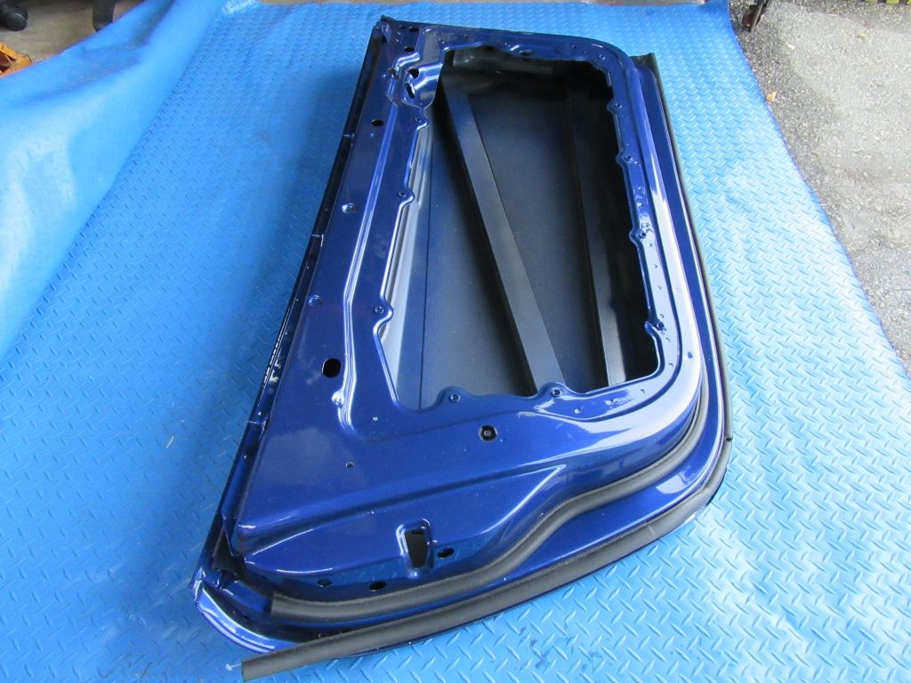 Bentley Continental GT GTC left door shell #7107