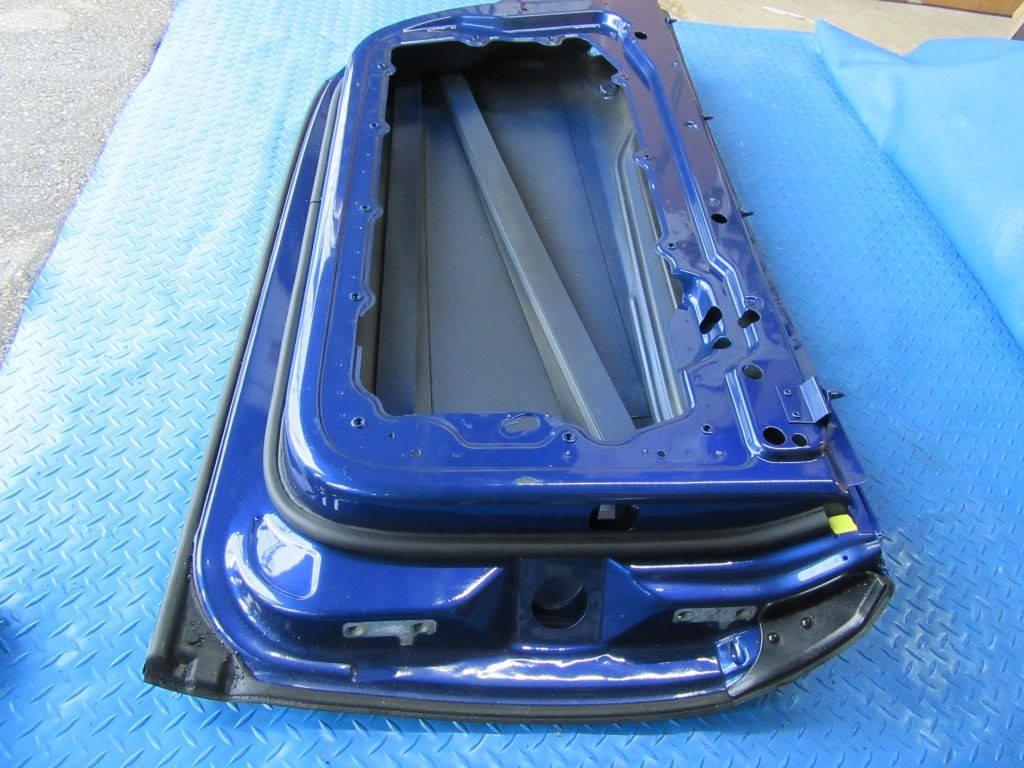 Bentley Continental GT GTC left door shell #7107