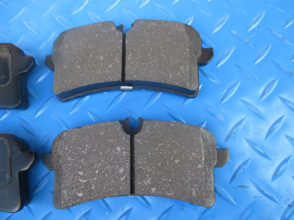 Bentley Mulsanne rear brakes brake pads #4450