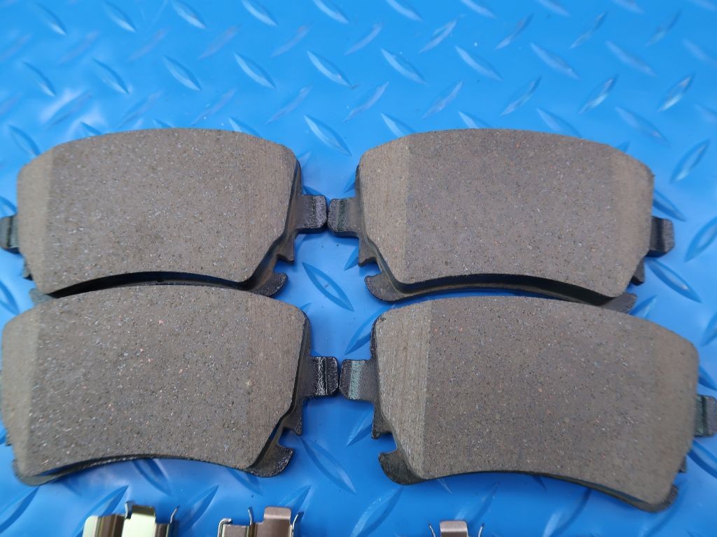 Bentley Continental Gt Gtc F/S V8 brake pads + filters service kit #9794