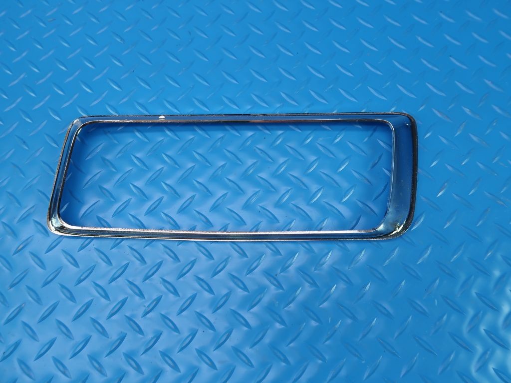 Rolls Royce Phantom RR1 series 2 head light & turn signal chrome trim #9835