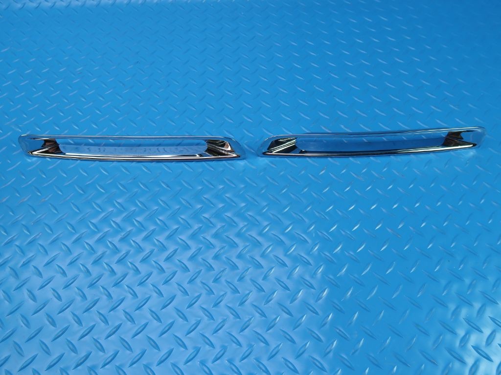 Rolls Royce Phantom RR1 series 2 head light & turn signal chrome trim #9835