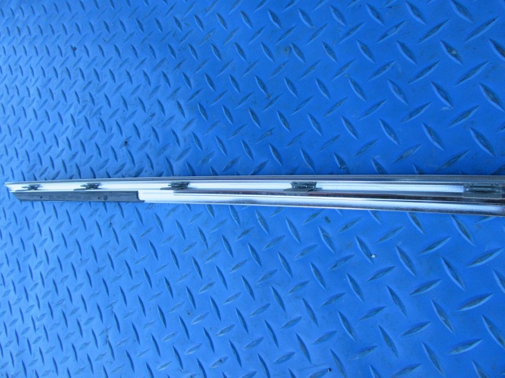 Rolls Royce Ghost front right door upper chrome trim #8354