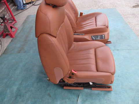 Bentley Continental Flying Spur Front seats saddle