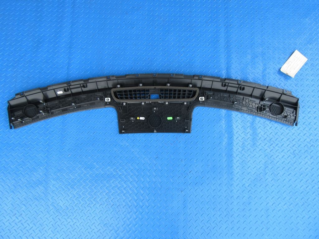 Bentley Bentayga dashboard upper pad air vent trim #8429