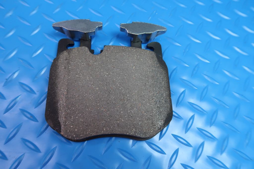 Rolls Royce Cullinan front brake pads #9901