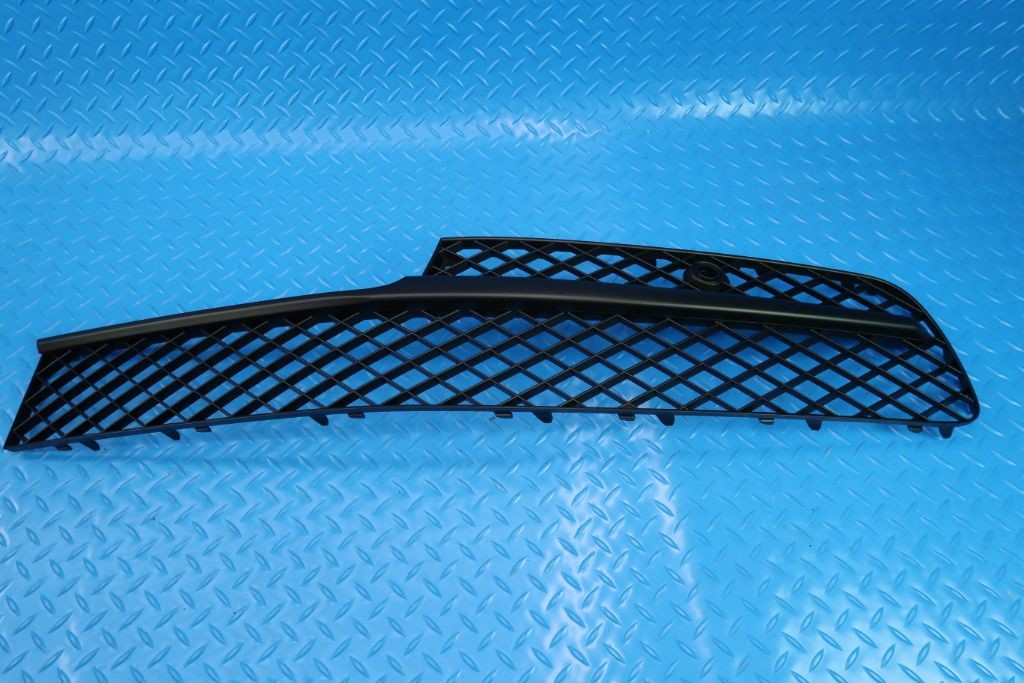 Bentley Continental Flying Spur front bumper black grille left & right #9886