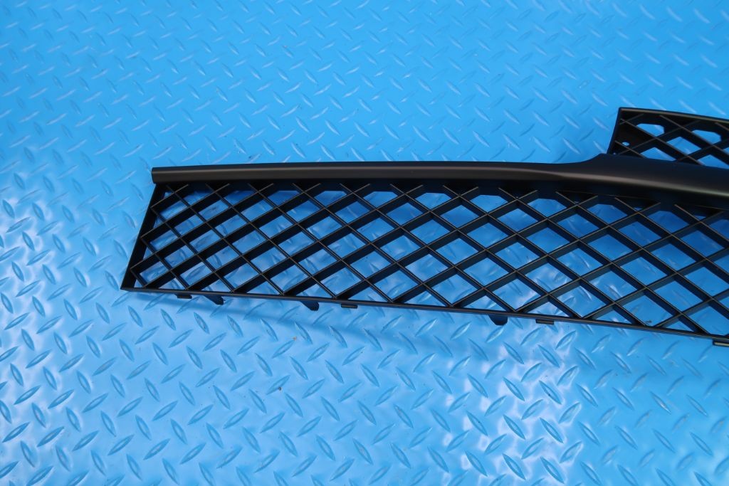 Bentley Continental Flying Spur front bumper black grille left #9887