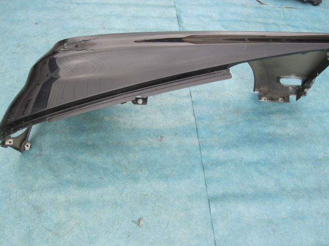 Bentley Mulsanne right side fender