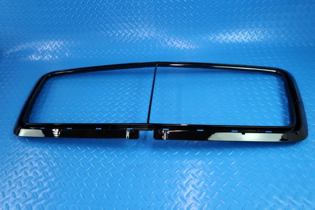 Bentley Bentayga front black grille trim #11122