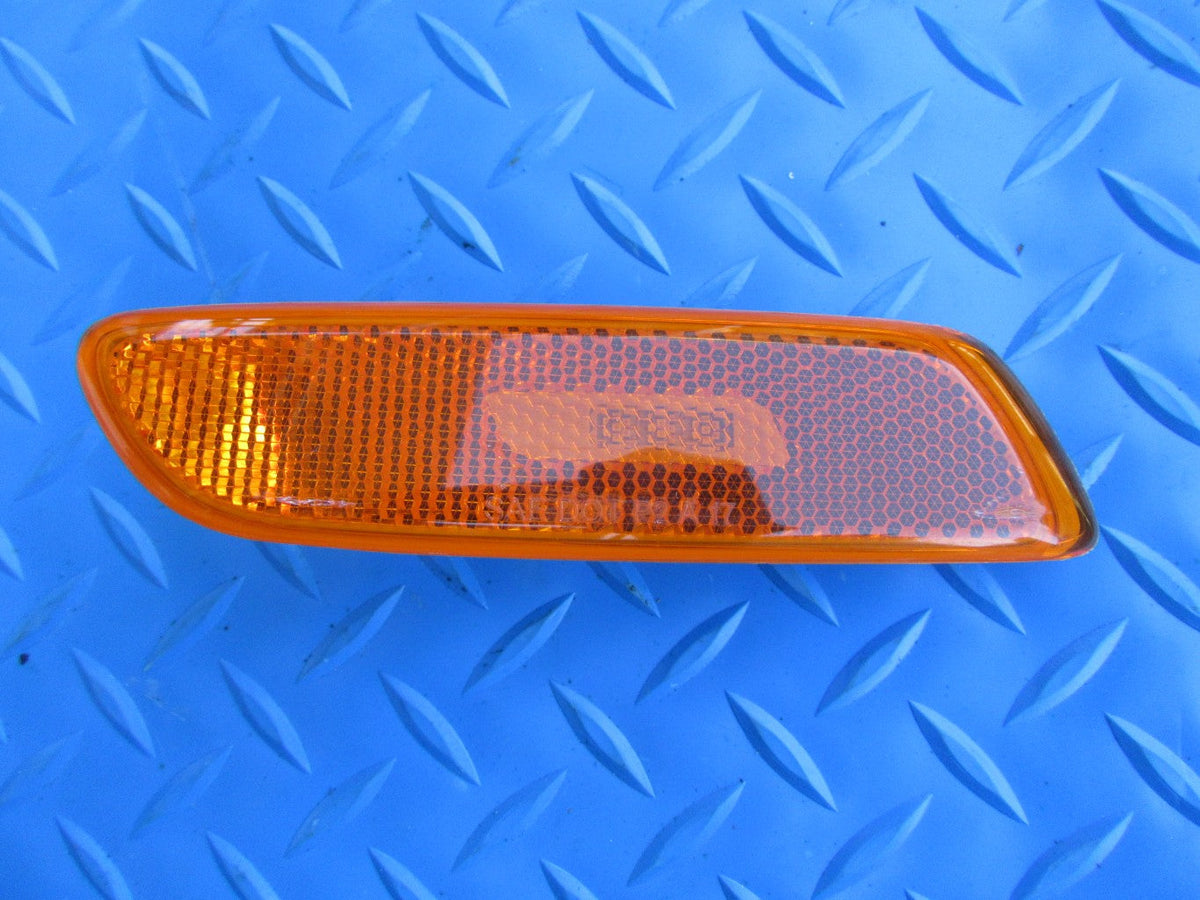 Rolls Royce Phantom Cullinan right side marker light #2786