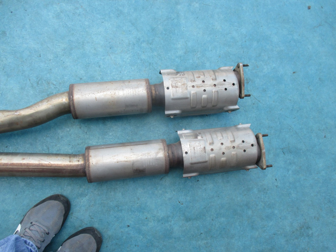Bentley Continental Flying Spur mid exhaust pipes cats 3951