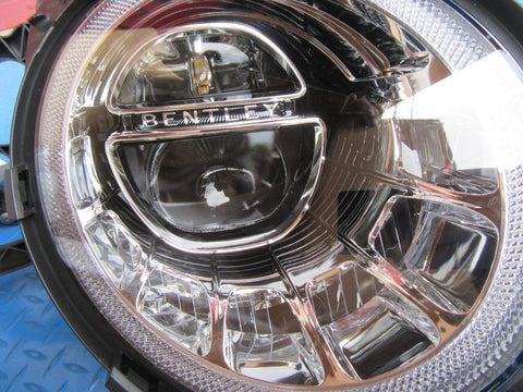 Bentley Bentayga right headlight #1887