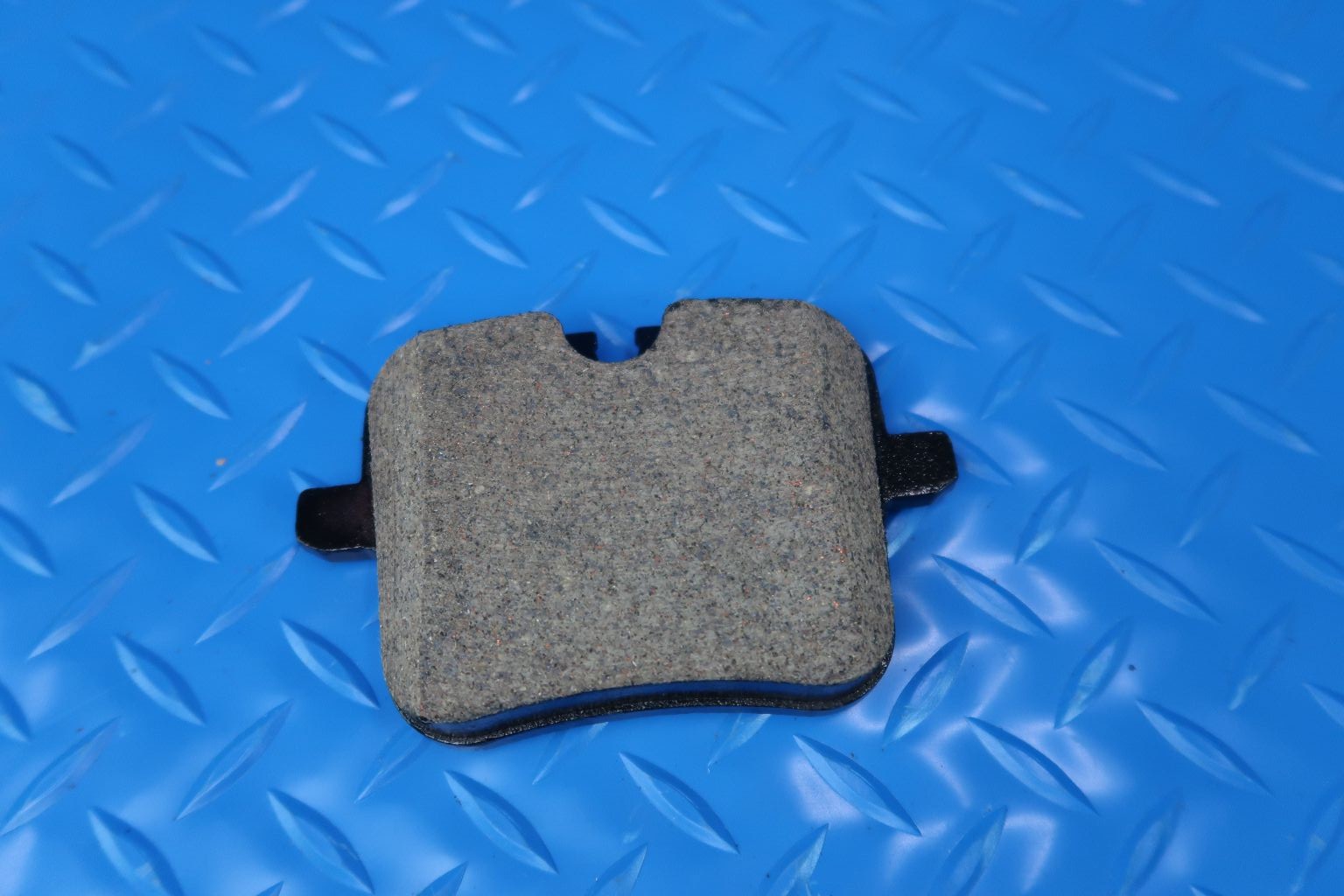 Rolls Royce Cullinan rear brake pads #11138