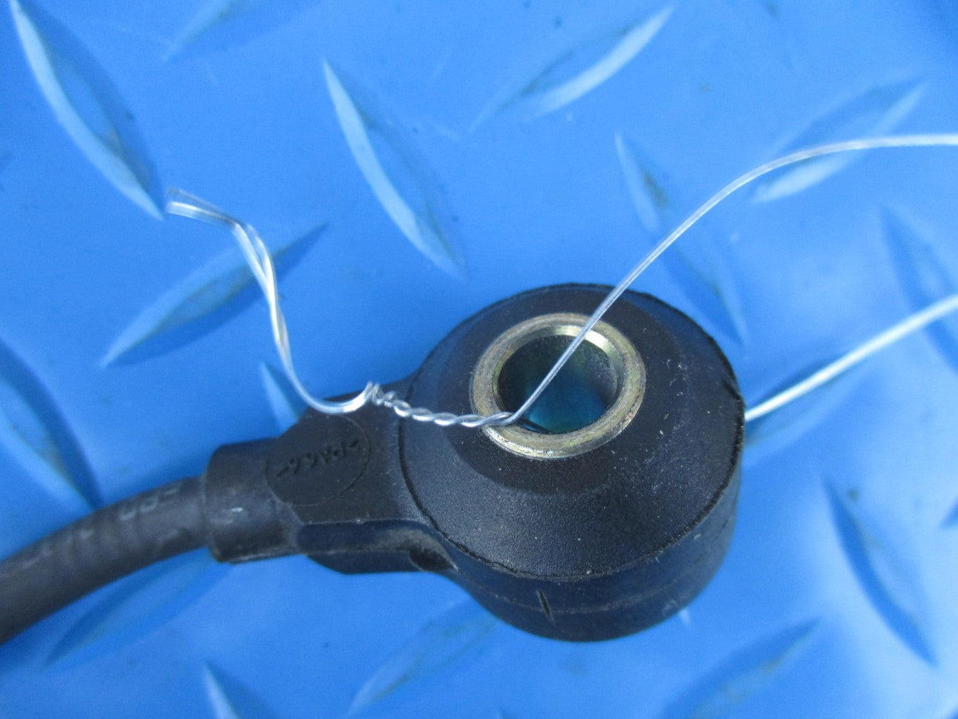 Bentley Flying Spur GT GTC knock sensor #5205