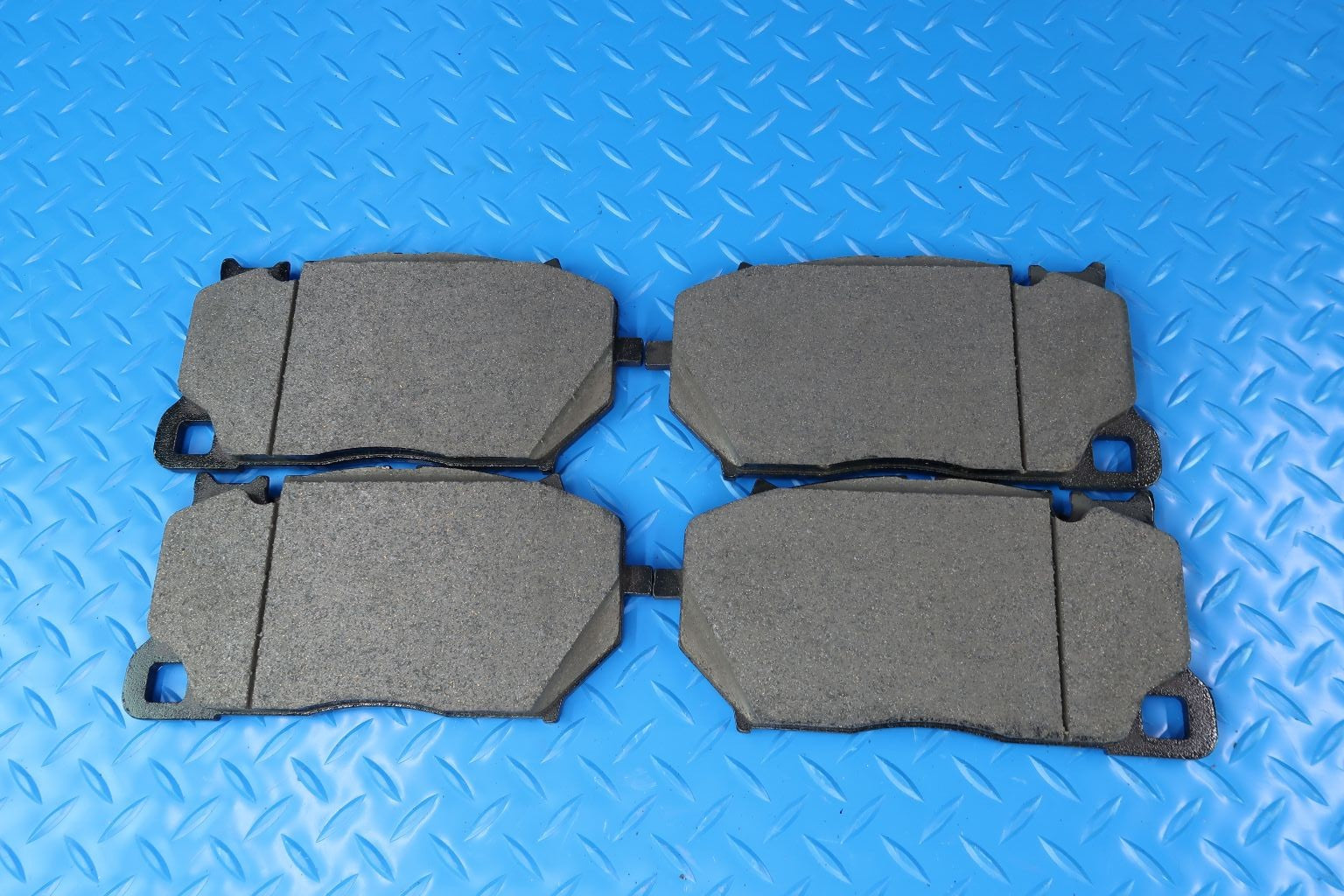 Bentley Continental Flying Spur GTC GT front brakes brake pads Low Dust #11185