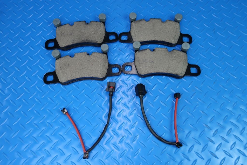 Bentley Continental Flying Spur GTC GT front & rear brakes brake pads Low Dust #11184