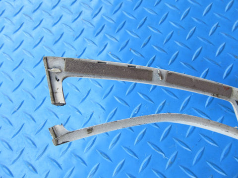 Bentley Bentayga right front wheel arch trim #1917