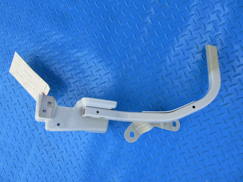 Bentley Bentayga headlight support bracket #1927