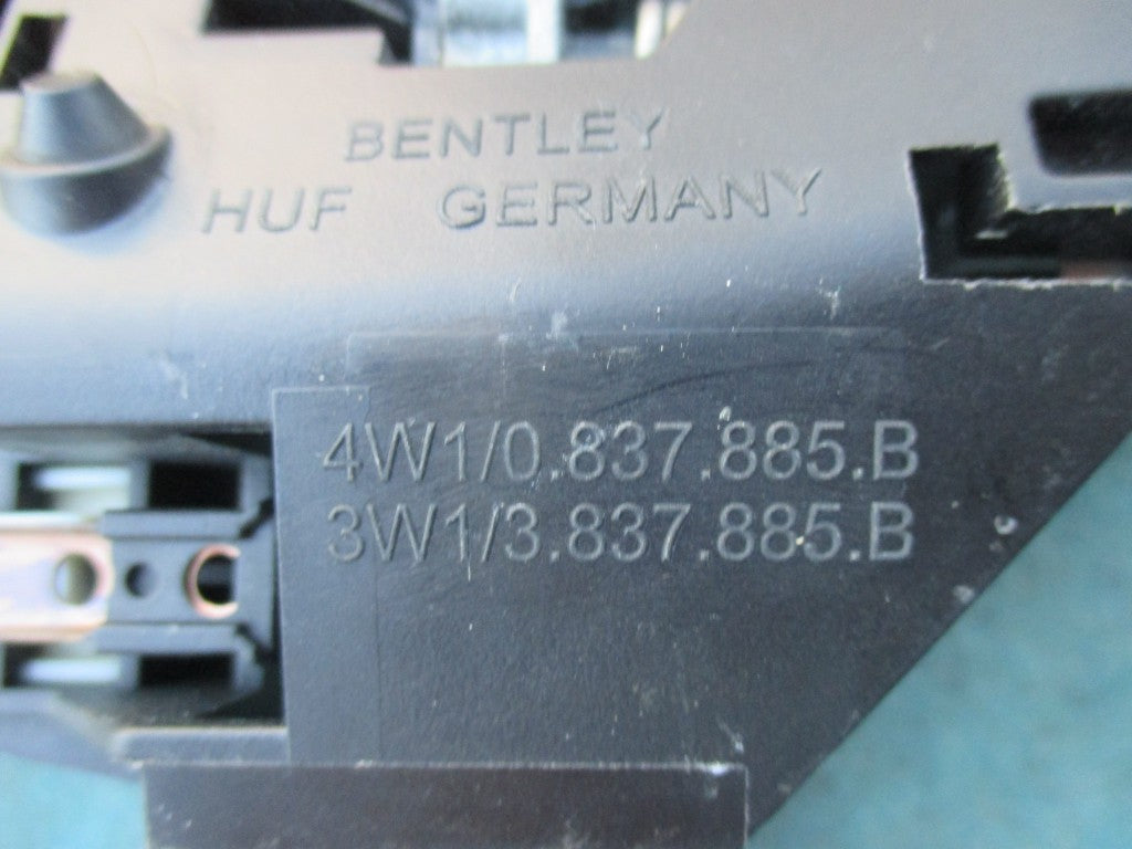 Bentley Continental Flying Spur left door lock bow bracket #3478