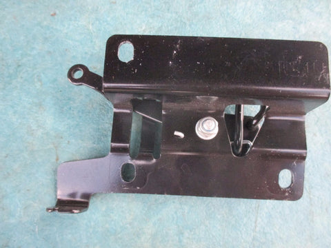 Bentley Flying Spur Gt boot trunk manual lock latch release