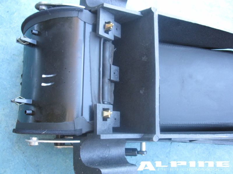 Bentley GT rear center armrest / center console