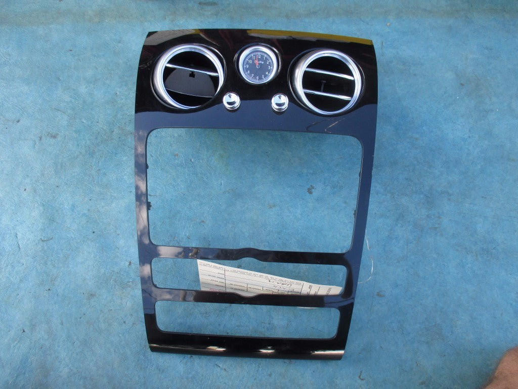 Bentley Continental Gt Gtc Flying Spur infotainment panel radio black trim
