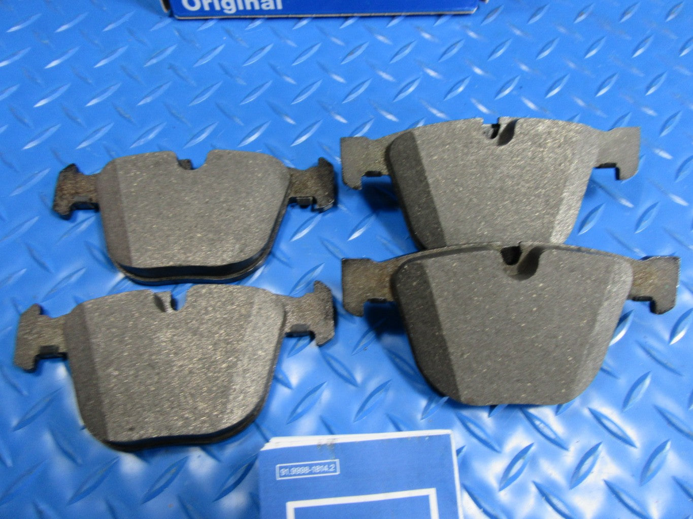 Rolls Royce Phantom Drophead Coupe Series 1 2 ATE rear brake pads OEM #6737