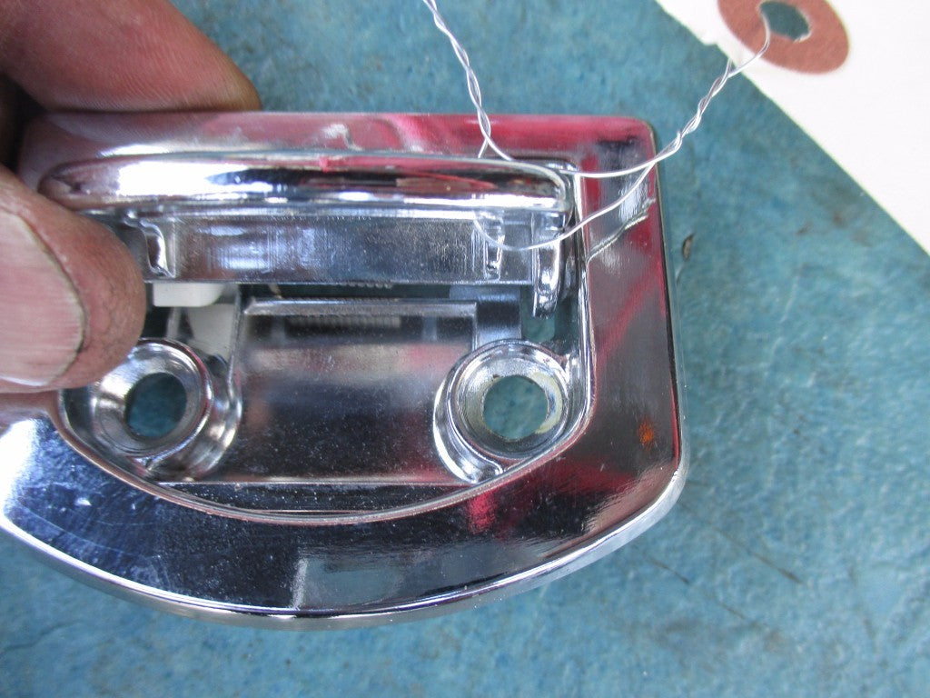 Bentley Continental Flying Spur Gt Gtc lashing eye hook  #2415