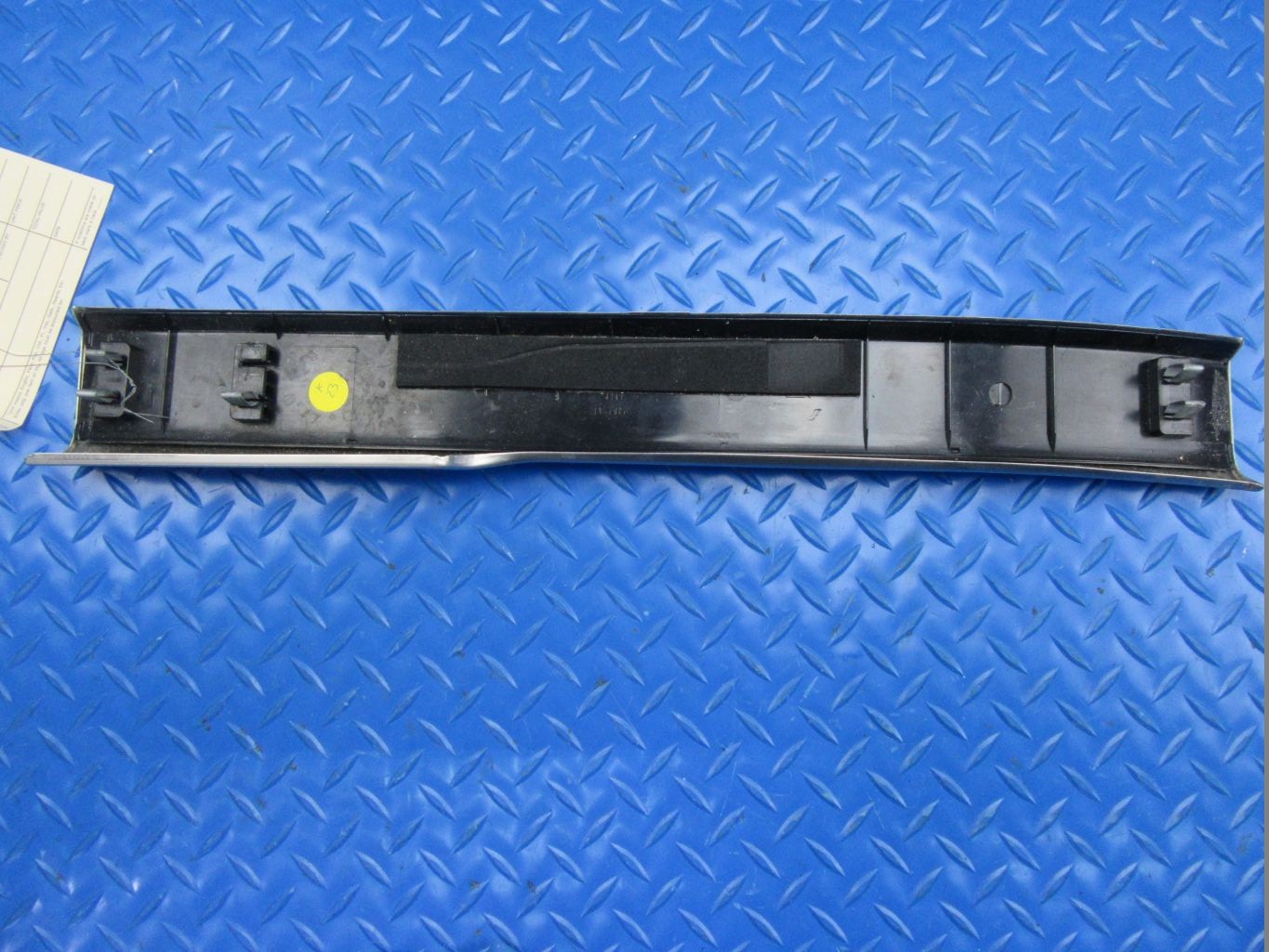 Bentley Continental Flying Spur rear left door sill plate #8909