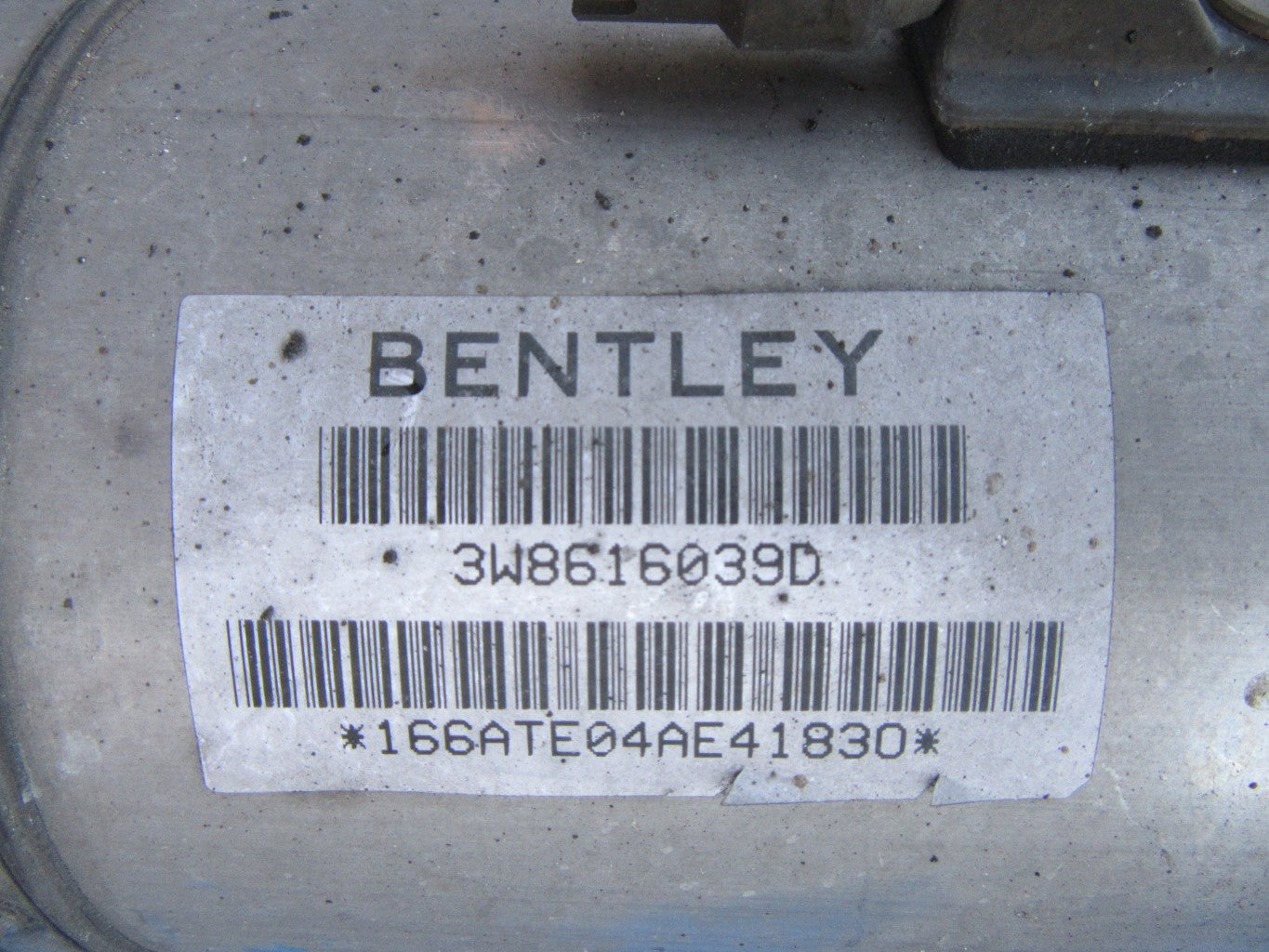 Bentley Continental GT left front suspension strut #0763