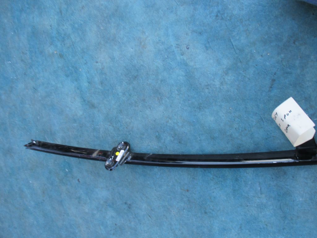 Bentley Continental Flying Spur left front door gourd rail